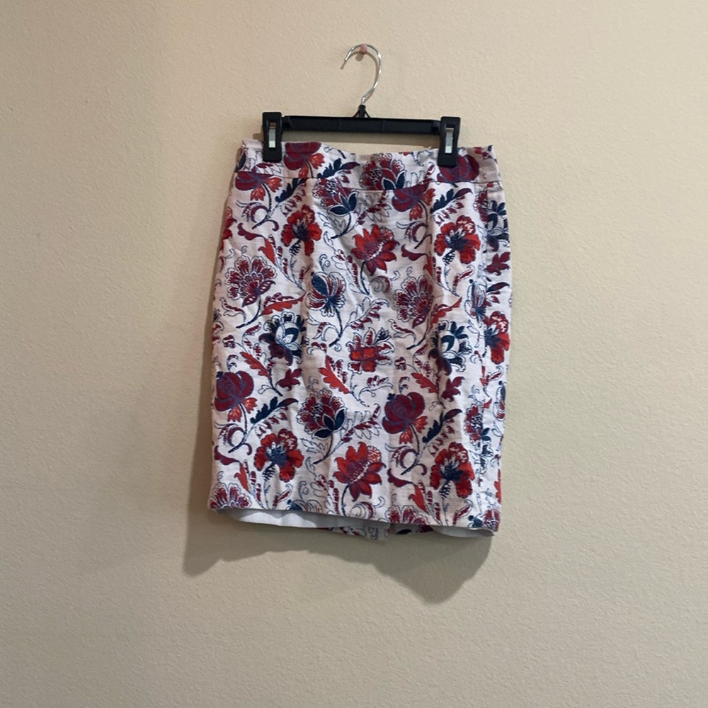 Work skirts with floral design